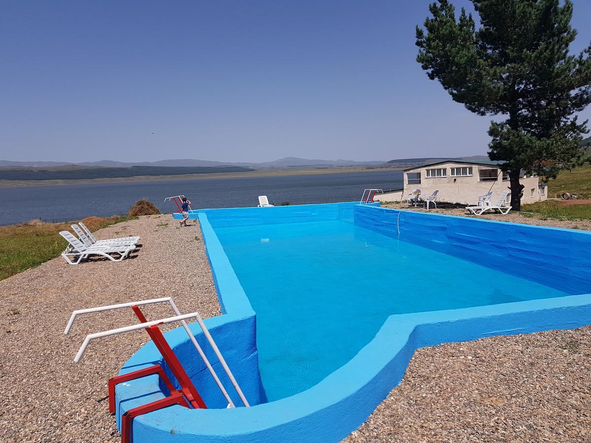 Tsalka Hotel Екстериор снимка